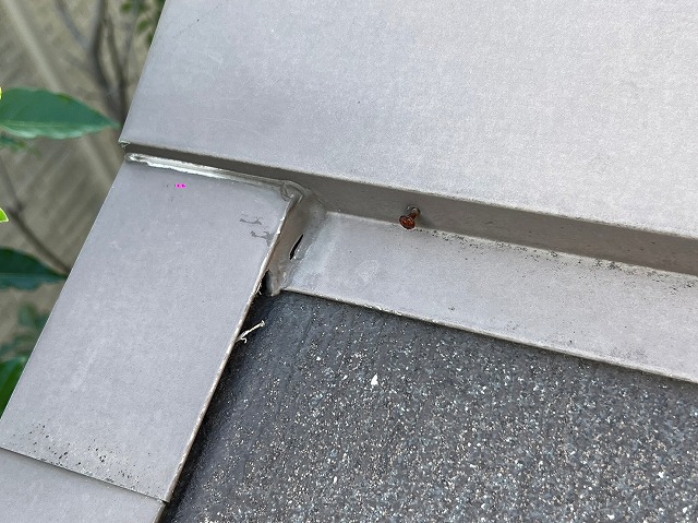 棟板金　釘錆び